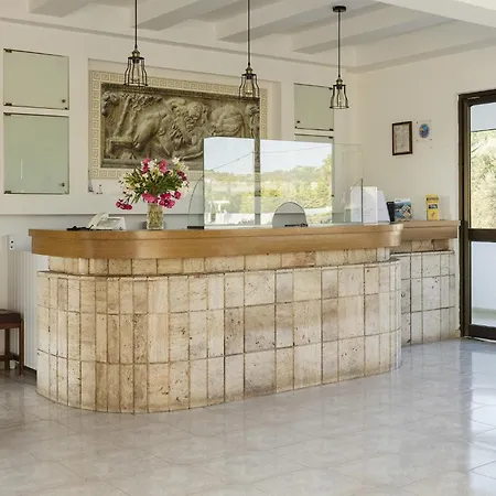 מלון Hercules 2*